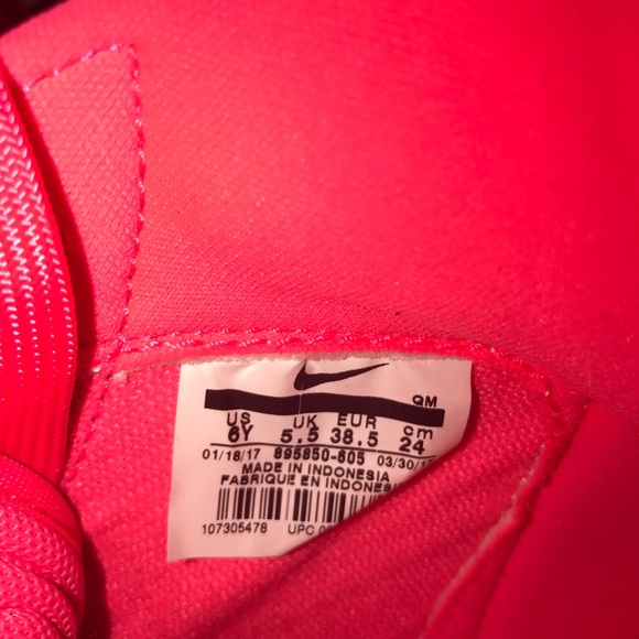 Nike high top sneakers - Picture 7 of 8